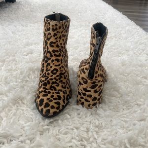Size 8 Steve Madden Cheetah Booties